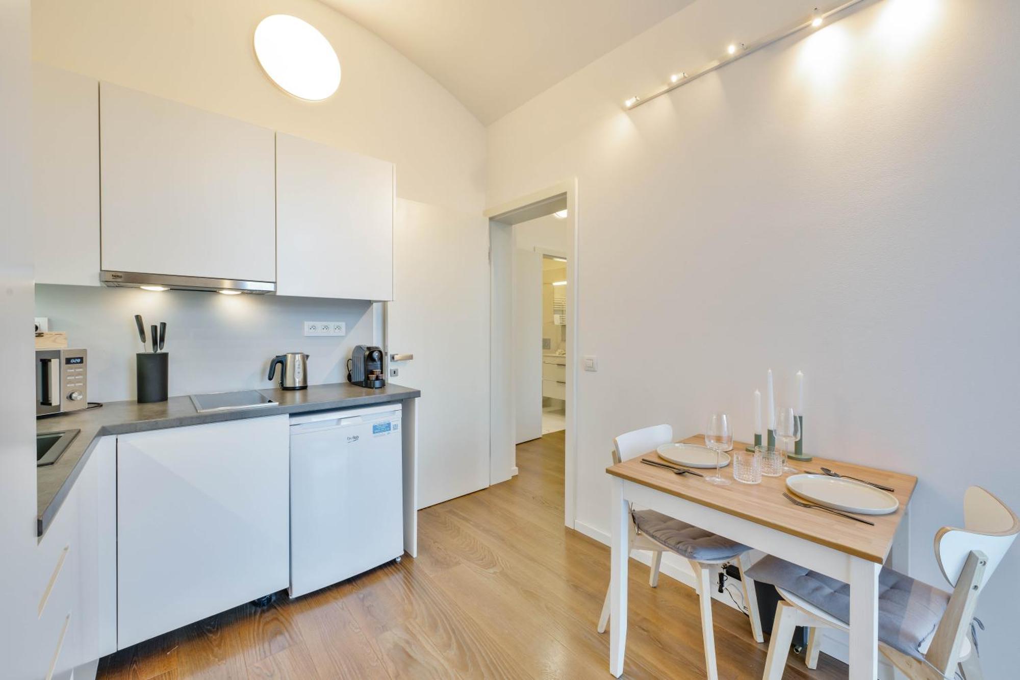 Lejlighed Elegant With Terrace & Bike Path *
